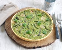 Quiche végétarienne aux asperges, petit pois et mâche