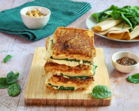 Rapide, fondant et gourmand, ce grilled cheese végé aux tranches pois chiches va vous surprendre !