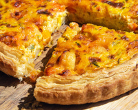 La quiche la plus gourmande de l’hiver aux lardons et au reblochon, facile et rapide à préparer