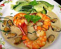 Gambas à la crème d'oignons et au Madère