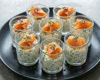 Noël : cette diététicienne partage sa verrine légère au saumon pour vos apéritifs de fêtes