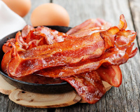 Comment obtenir du bacon ultra croustillant ? Voici l’astuce bien connue des américains qui change tout !