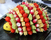 Hérisson apéritif aux crudités variées