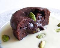De merveilleux petits moelleux au chocolat bien coulants et croquants en leur centre grâce à l'insertion de truffes à la pistache. Au final, l'association…