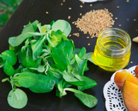 Stop aux tomates-mozza, pâtes ou salade de riz : Julie Andrieu partage sa recette sucrée/salée qui change vraiment