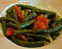 C'est la saison des haricots verts autant en profiter et j'adapte des recettes prises à droite et à gauche à ces légumes.