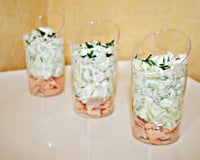 Verrine concombre sur lit de saumon fumé