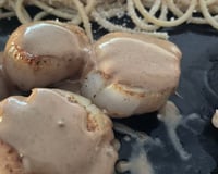 Noix de Saint-Jacques au vinaigre balsamique et à la crème