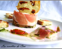 Bavarois d'asperges des sables des Landes IGP sur biscuit aux tomates confites et jambon d'Aoste