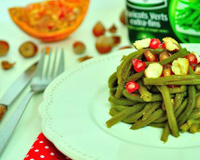 Salade de haricots verts à la grenade et aux noisettes