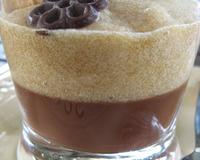 Dessert gourmand au mélange de saveurs étonnant et légèreté des textures. A déguster sans modération