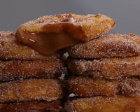 Beignets aux pommes coeur caramel