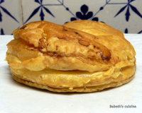 Galette individuelle au foie gras, magret fumé et pomme