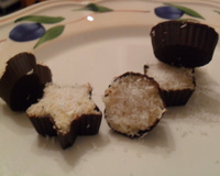 Chocolats noirs et noix de coco