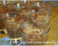 Crumble d'automne : pommes, poires et noisettes