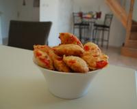 De délicieuses madeleines apéritives relevées avec le poivron et onctueuse grâce au munster.