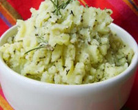 Purée à l'ail, aux herbes et au parmesan