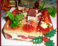 Fraisier en décor de pâtes d'amandes