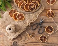 Comment réaliser des rondelles d’orange séchées pour décorer sa table de Noël ?