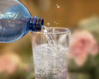 Eau pétillante : comment faire pour conserver les bulles le plus longtemps possible ?