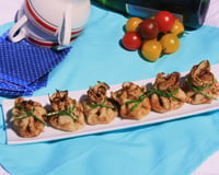 Mini aumônière tomate-concombre, jambon de Bayonne et « crème » avocat-roquefort