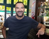 Cyril Lignac dévoile son plat de la flemme : “En plus mon fils adore ça !”