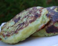 De petites crêpes de légumes pour accompagner viande ou poisson.