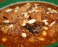 Tajine de poulet aux abricots, pruneaux et amandes maison