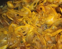 Rubans de courgettes jaunes