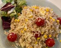 Salade de riz, thon et oeuf très facile