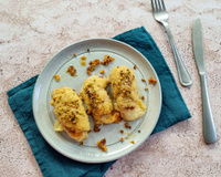Involtini de poulet au jambon de Parme, scamorza et pistaches