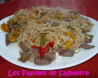 Nouilles sautées au bœuf poivrons coco