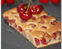Clafoutis aux cerises et la pâte de pistache