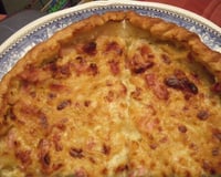 Tourte à l'oignon et crème faîche