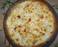 Une tarte garnie au maroille