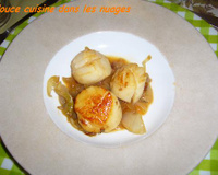 Noix de Saint-Jacques sur fondue d'oignon de Roscoff