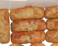 Cake aux lardons, aux noix et au roquefort