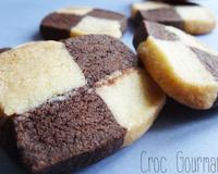Quoi de meilleur que de manger des biscuits avec une tasse de thé !