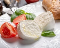 Voici pourquoi vous ne devriez jamais utiliser la même mozzarella pour tous vos plats