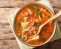 Il vous reste 3 feuilles de lasagnes ? Ne les jetez pas, voici une recette simple et délicieuse pour les cuisiner