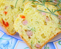 Cake jambon gruyère tomate