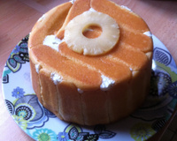 Charlotte à l'ananas et fromage blanc