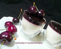 La cerise sert de miroir rouge/violet à une panna cotta des plus blanches.Le tout forme un dessert très agréable au palais. Le contraste entre les saveurs est délicieux.