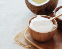 Il me reste un yaourt grec dans le frigo, que faire avec ? Voici la recette idéale pour l’utiliser !