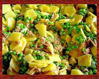 Poêlée de pommes de terre,petits pois et thon