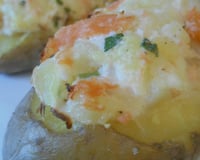 Pommes de terre farcies au saumon fumé