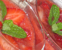 Soupe de fraises vanillée