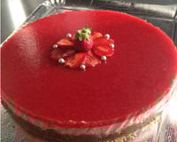 Mon bavarois à la fraise base galette bretonne ou génoise