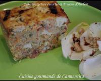 Voici un cake moelleux et savoureux, que vous pouvez servir en plat unique accompagné d'une salade d'endives.