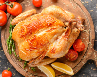 “Vous êtes pressé ? Moi aussi !": Philippe Etchebest partage sa recette express de poulet rôti en 15 minutes